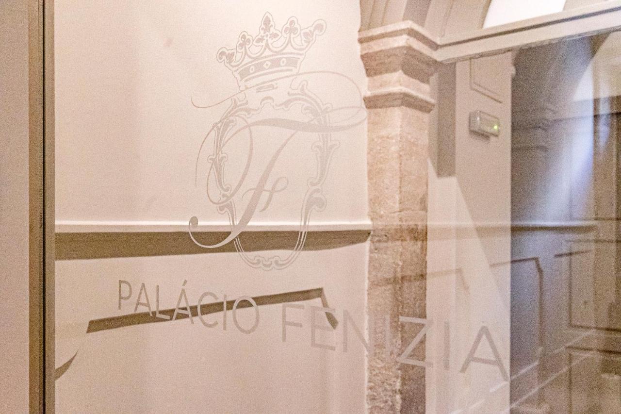 Palacio Fenizia - Bonfim 191 By Lovelystay Porto Buitenkant foto
